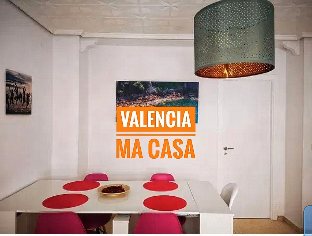 Flat to rent in  Valencia Capital  with Air Conditioner and Furnished