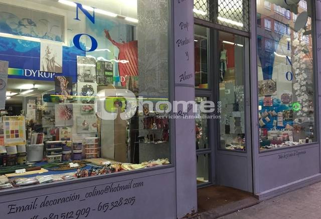 Local comercial en Venta en Avenida de Víctor Gallego en La Pantoja