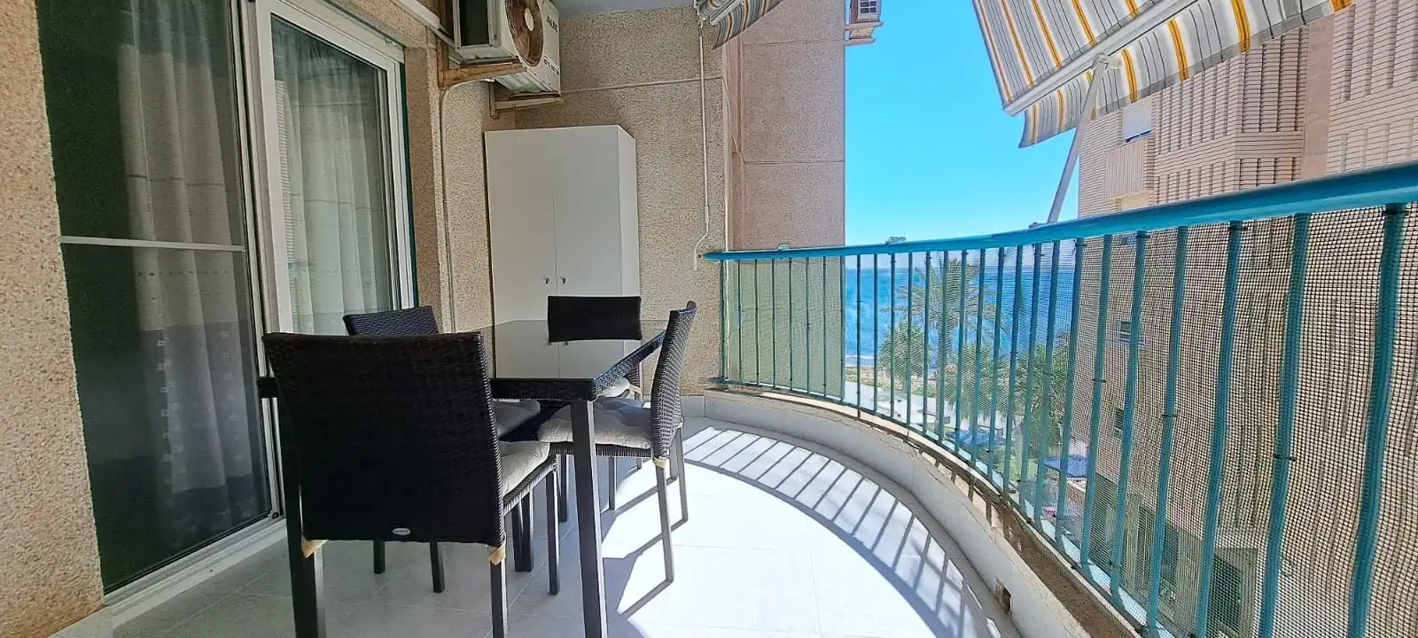 Balcony of Flat for rent in Torrevieja  with Air Conditioner, Heating and Terrace