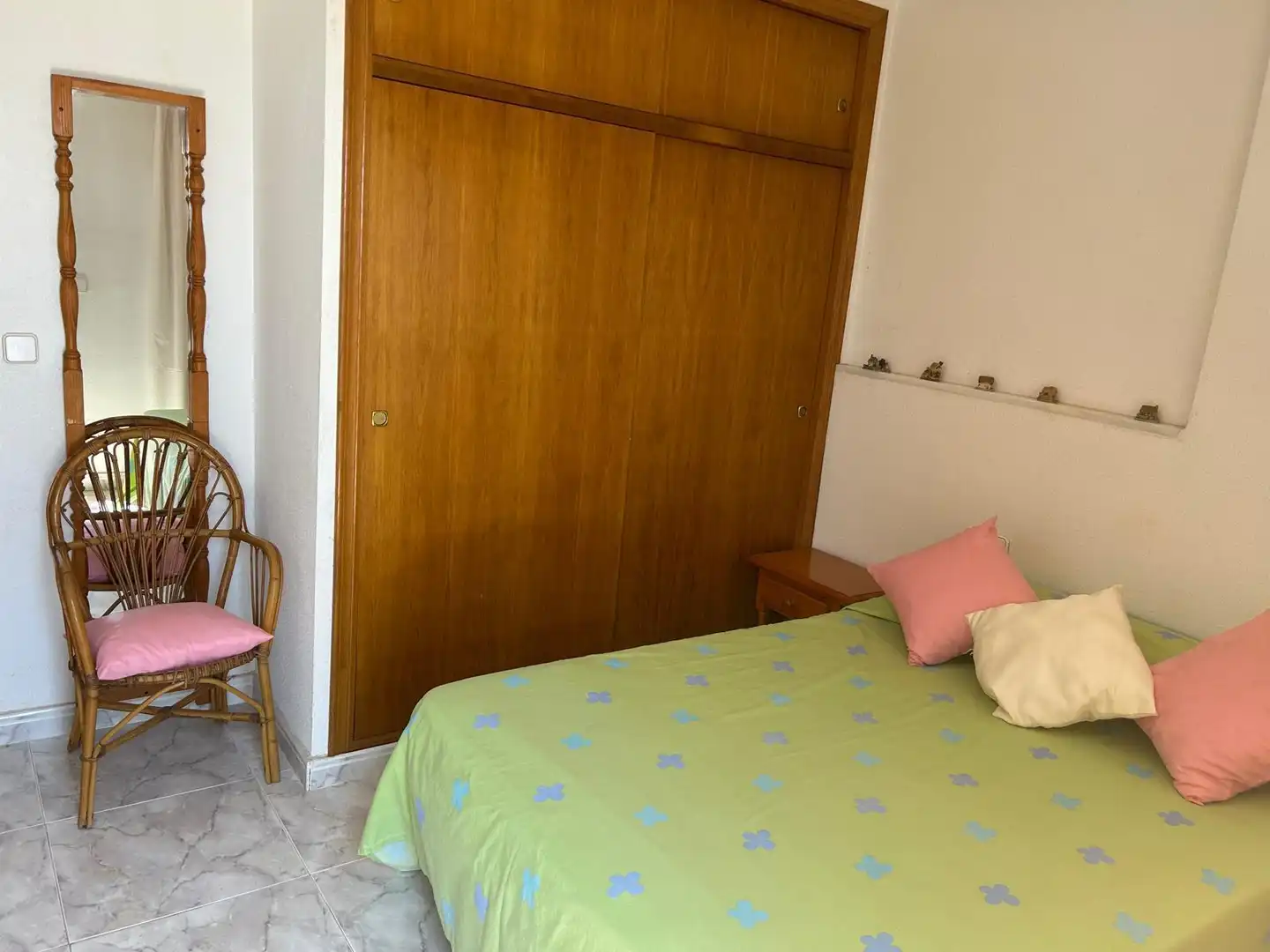 Schlafzimmer von Einfamilien-Reihenhaus zur Miete in Santa Pola mit Möbliert und Haustiere erlaubt