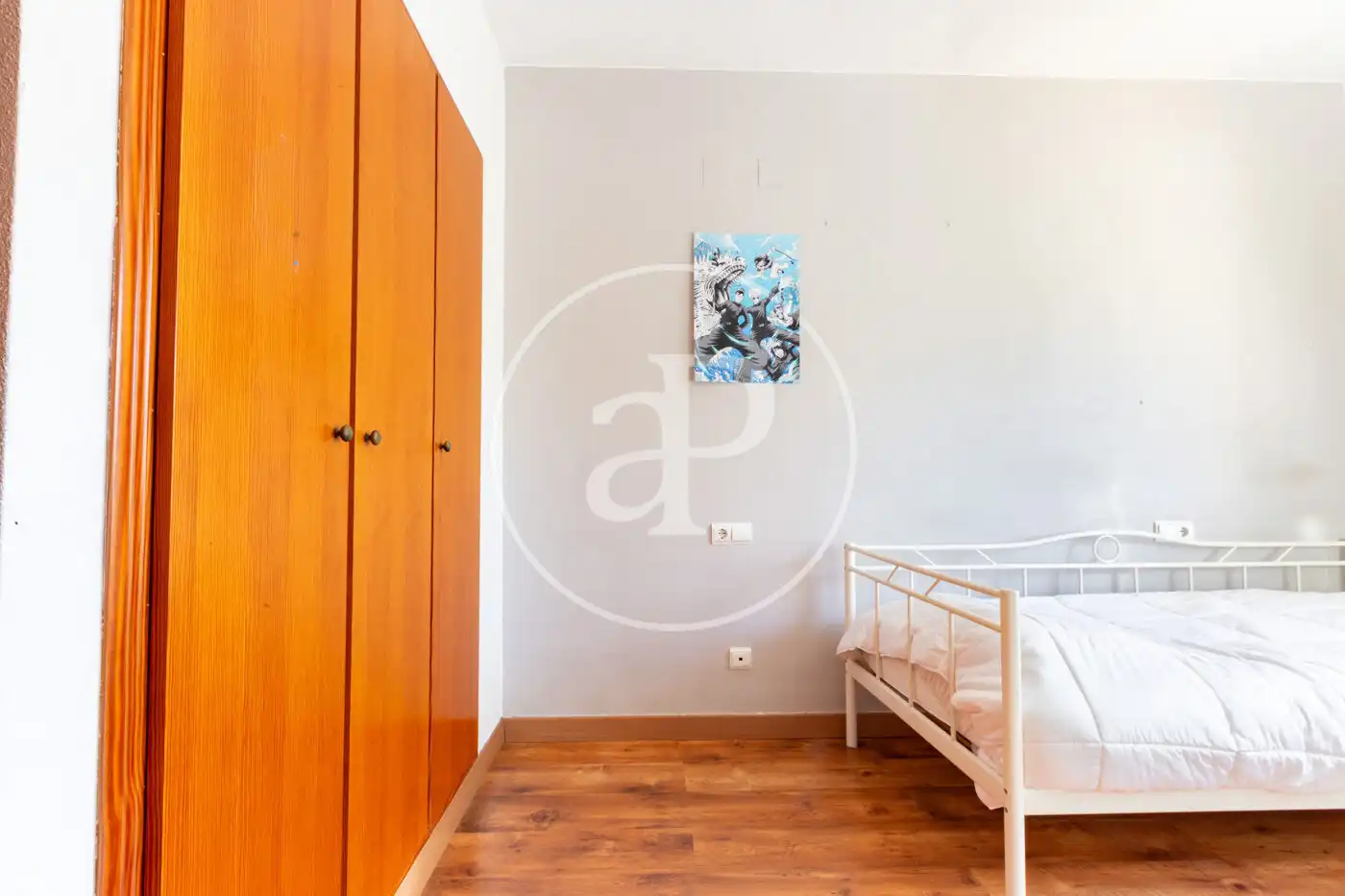 Habitación de Casa adosada en venta en Riba-roja de Túria con Aire acondicionado, Calefacción y Jardín privado