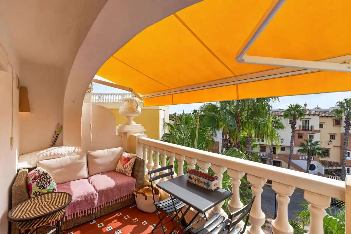 Penthouse with lift for sale in Playa de los Locos, imagen 2