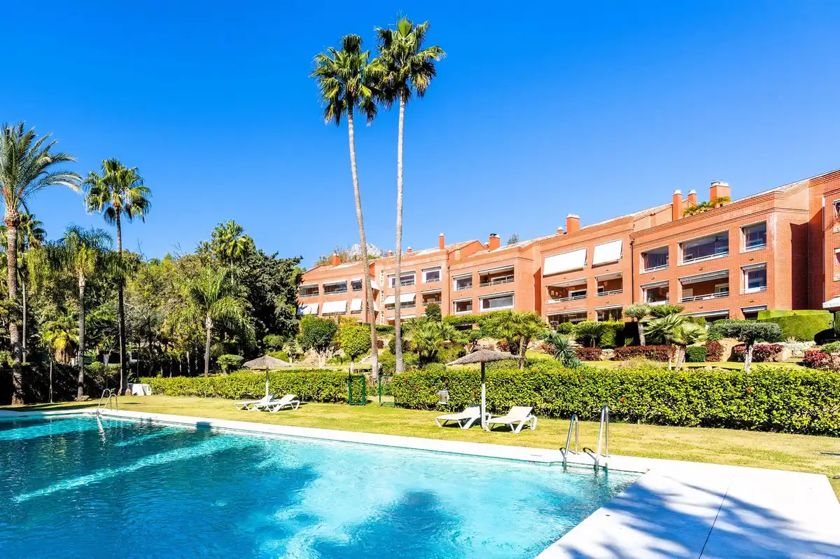 Jardín de Apartamento en venta en Marbella con Aire acondicionado, Amueblado y Internet