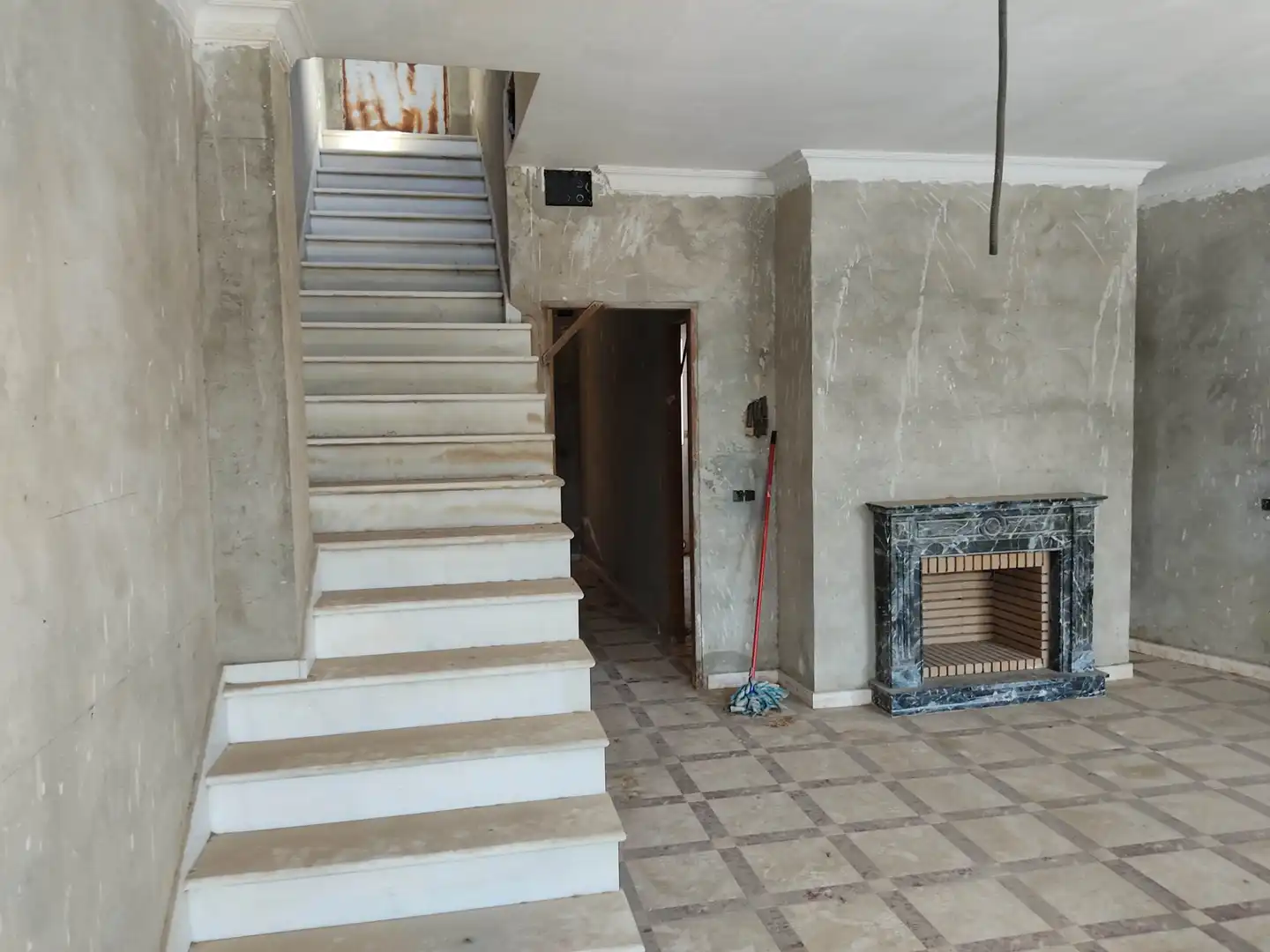 Haus oder Chalet zum Verkauf in Utrera mit Terrasse
