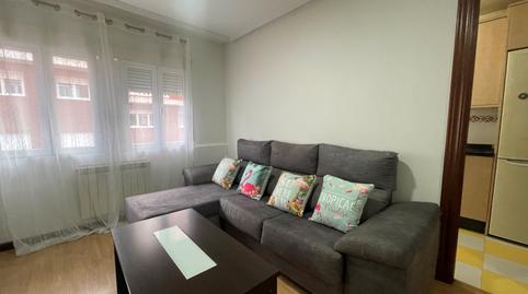 Foto 2 de Apartament de lloguer a Villaquilambre, León