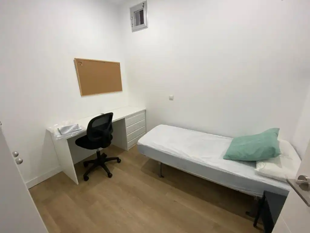 Dormitori de Apartament de lloguer en Madrid amb Moblat