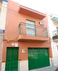 Vista exterior de Casa o xalet en venda en  Sevilla Capital