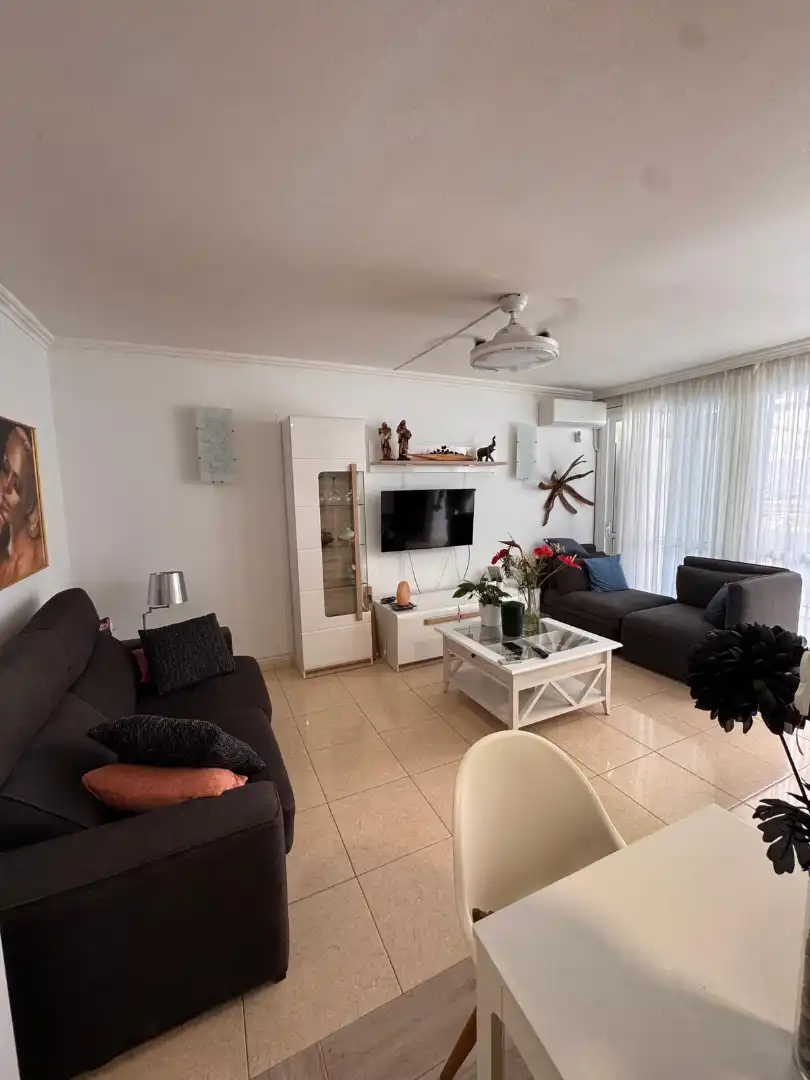 Sala de estar de Apartamento en venta en Arona con Terraza, Amueblado y Horno