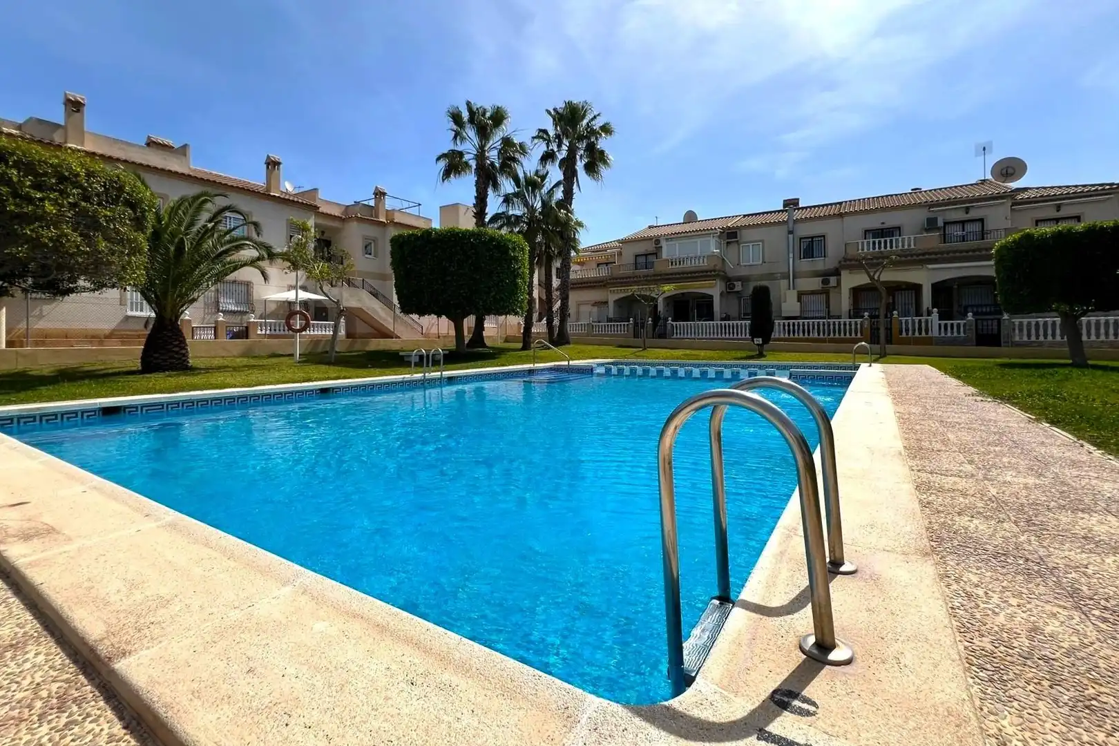 Piscina de Àtic en venda en Torrevieja amb Aire condicionat, Calefacció i Moblat
