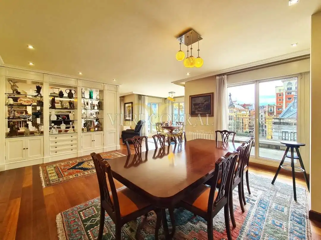 Dining room of Flat for sale in Oviedo   with Heating, Terrace and Storage room
