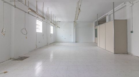 Local ideal Almacén, oficinas, empresa de transportes con entrada para vehículos industriales., imatge 2
