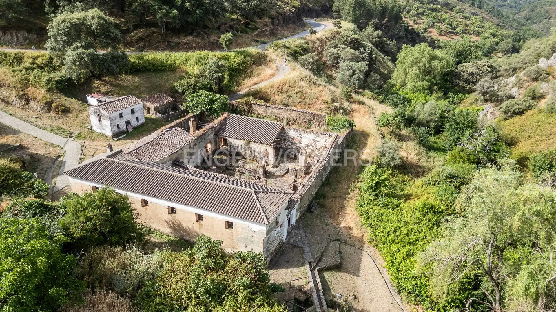 Vista exterior de Finca rústica en venta en Almonaster la Real con Calefacción