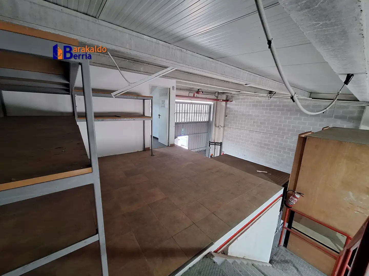 Nave industrial en venta en Santurtzi  con Alarma