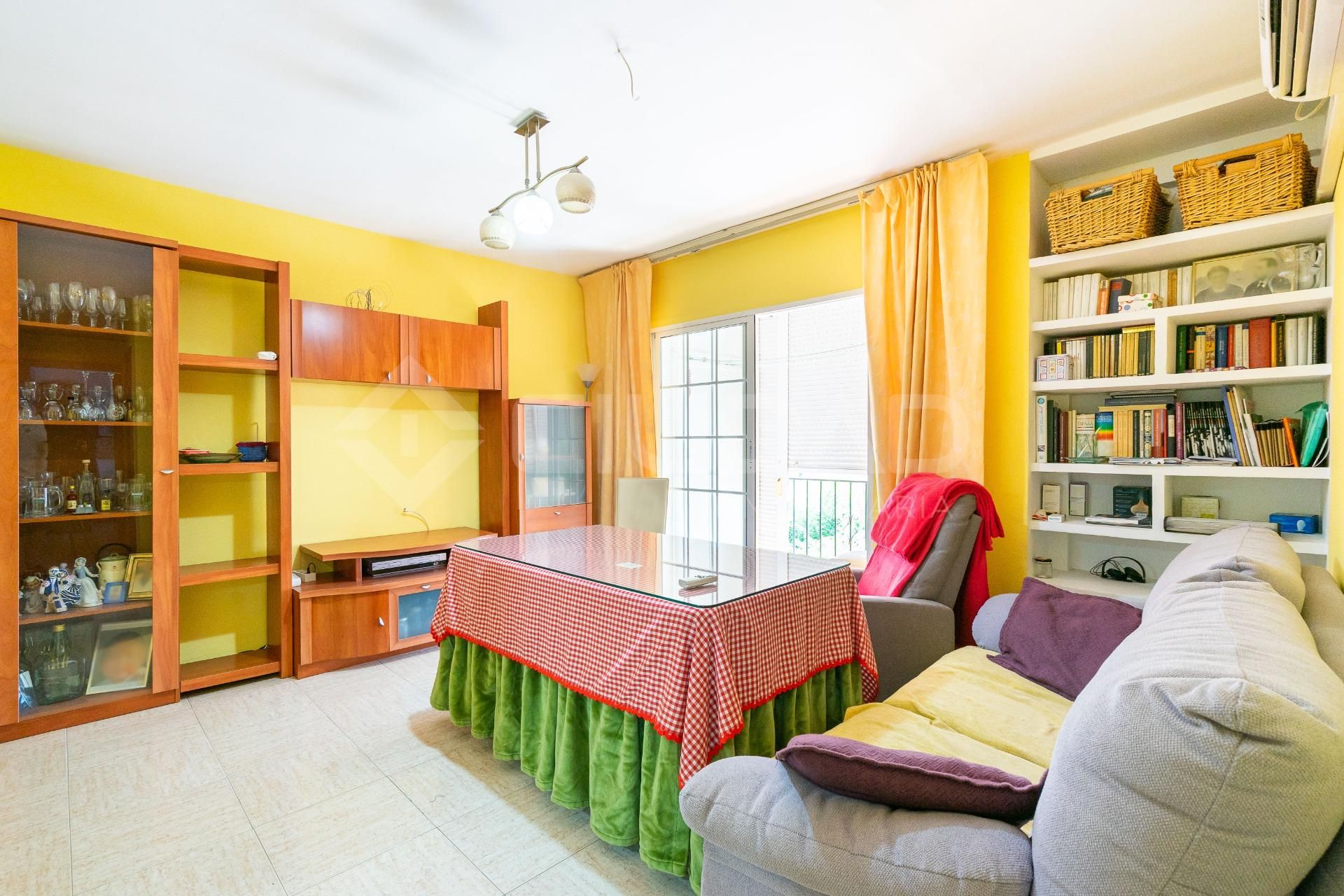 Bedroom of Flat for sale in  Sevilla Capital  with Air Conditioner and Terrace