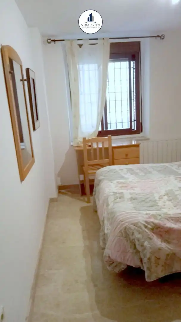 Schlafzimmer von Wohnung zum Verkauf in Jaén mit Klimaanlage, Heizung und Terrasse