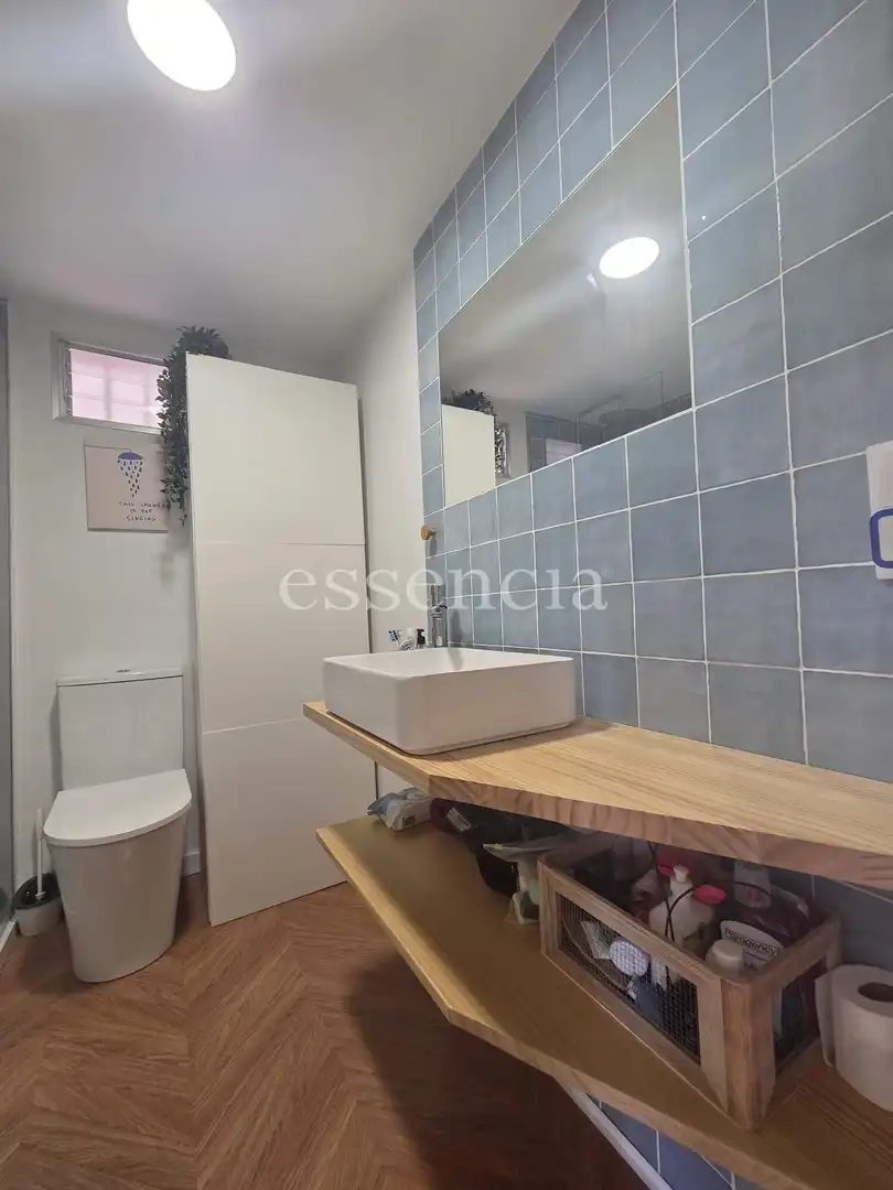 Bany de Apartament en venda en Gandia amb Jardí privat, Terrassa i Balcó