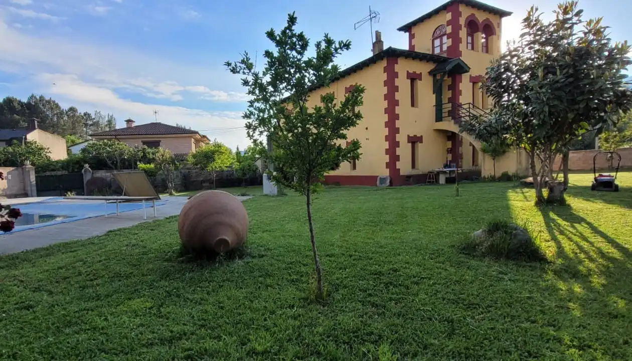 Jardí de Casa o xalet en venda en Arenas de San Pedro amb Jardí privat i Piscina