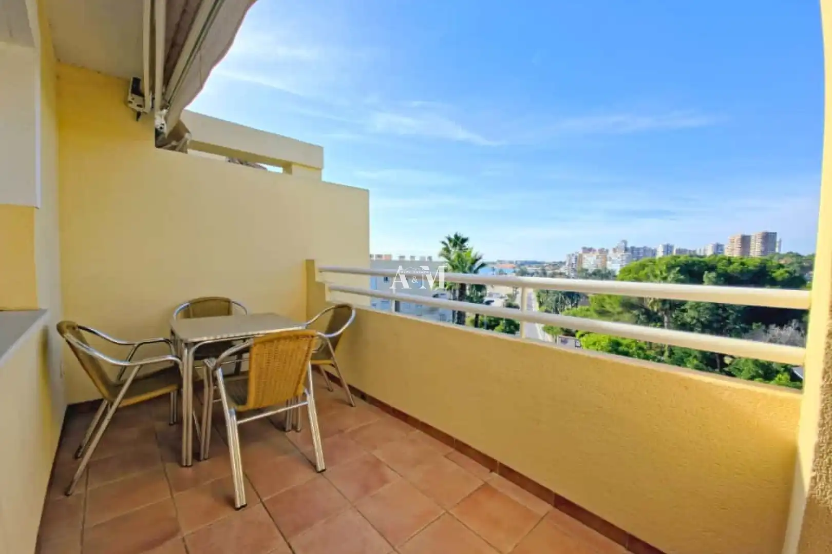 Terrasse von Dachboden zur Miete in Orihuela mit Klimaanlage, Heizung und Terrasse