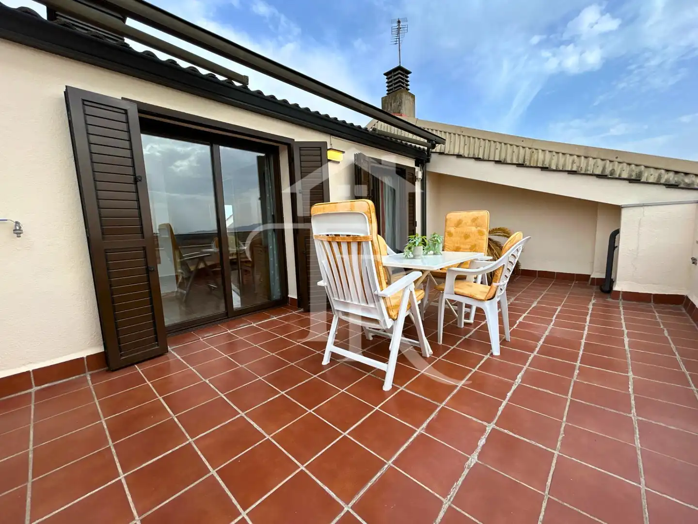 Terrasse von Dachboden zum Verkauf in Rubí mit Klimaanlage, Heizung und Terrasse