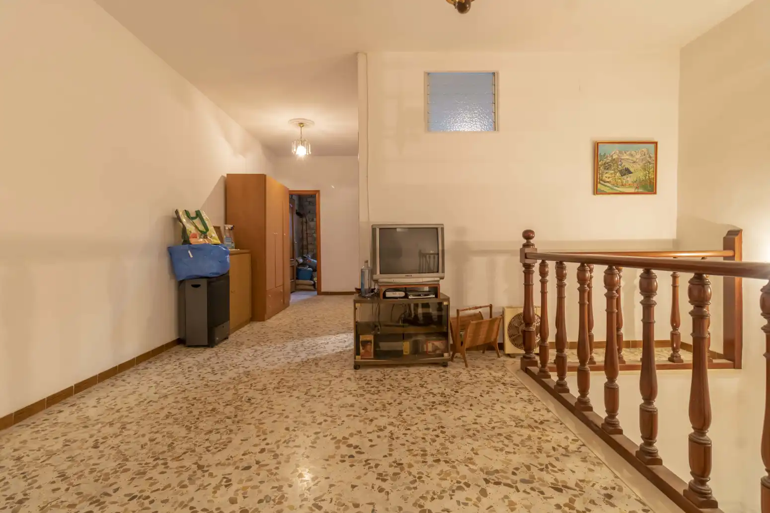Einfamilien-Reihenhaus zum Verkauf in Brenes mit Terrasse, Möbliert und Balkon