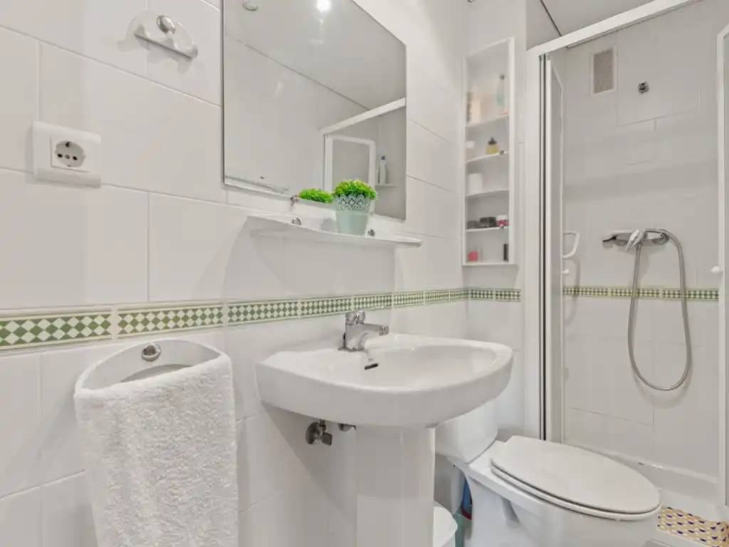 Bathroom of Apartments for sale in El Campello  with Terrace and Swimming Pool