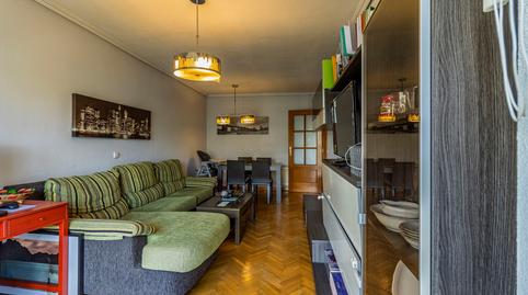 Foto 5 de Piso en venta en Rutilo, San Fermín, Madrid