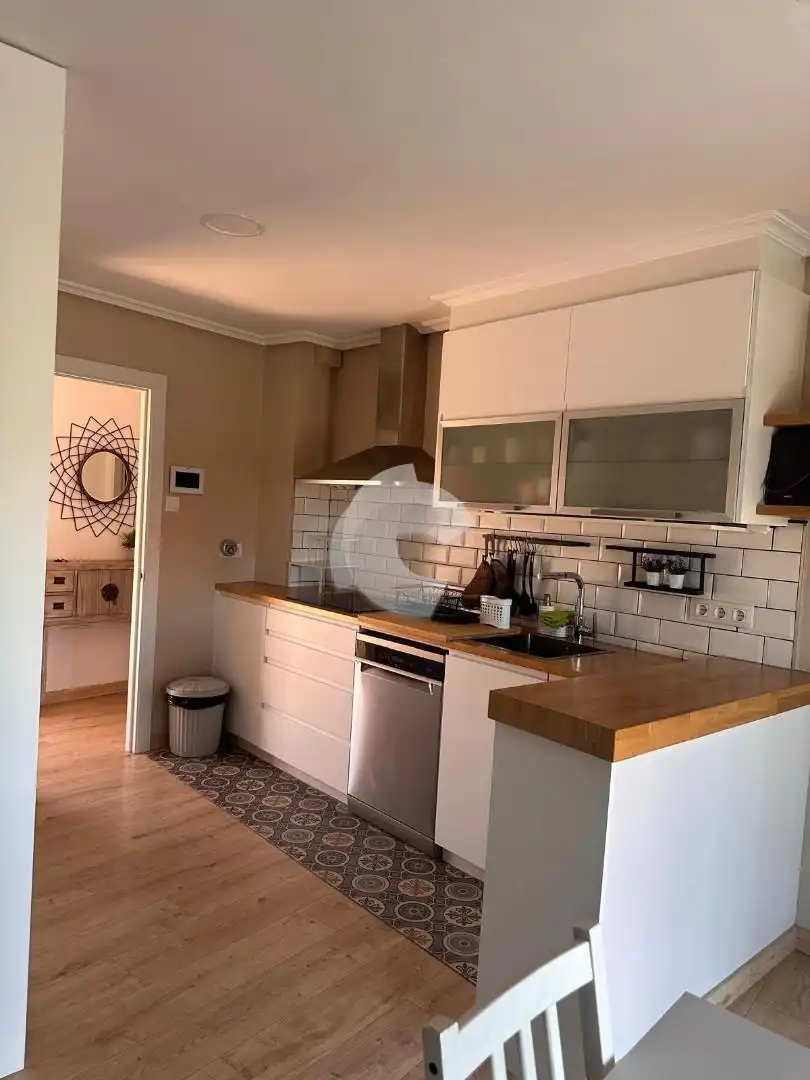 Semi-detached house for sale in Barrocanes, imagen 6