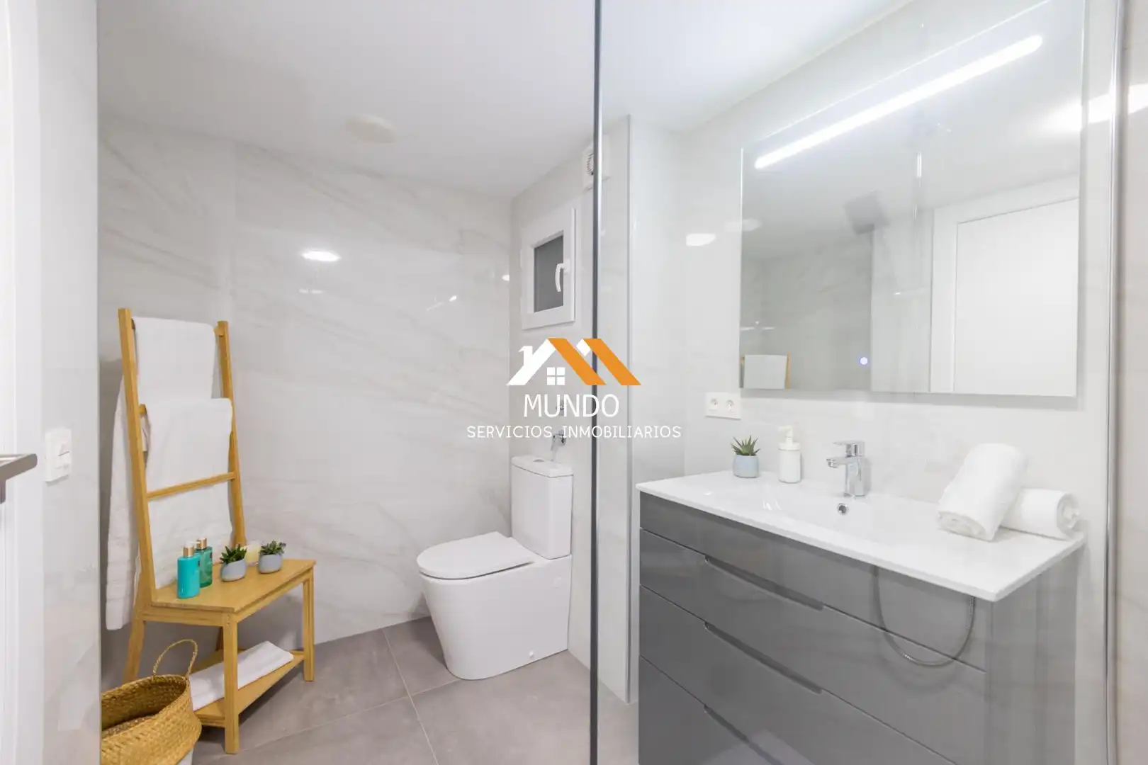 Baño de Loft en venta en Valencia con Aire acondicionado