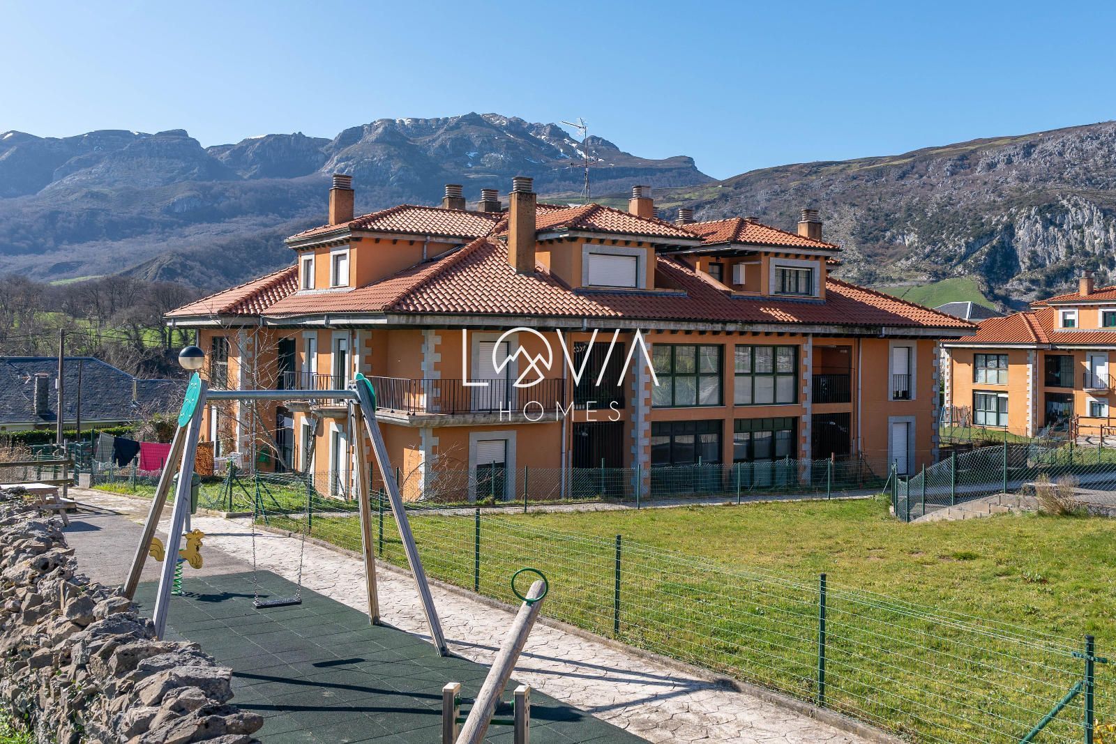 Exterior view of Flat for sale in Soba  with Storage room