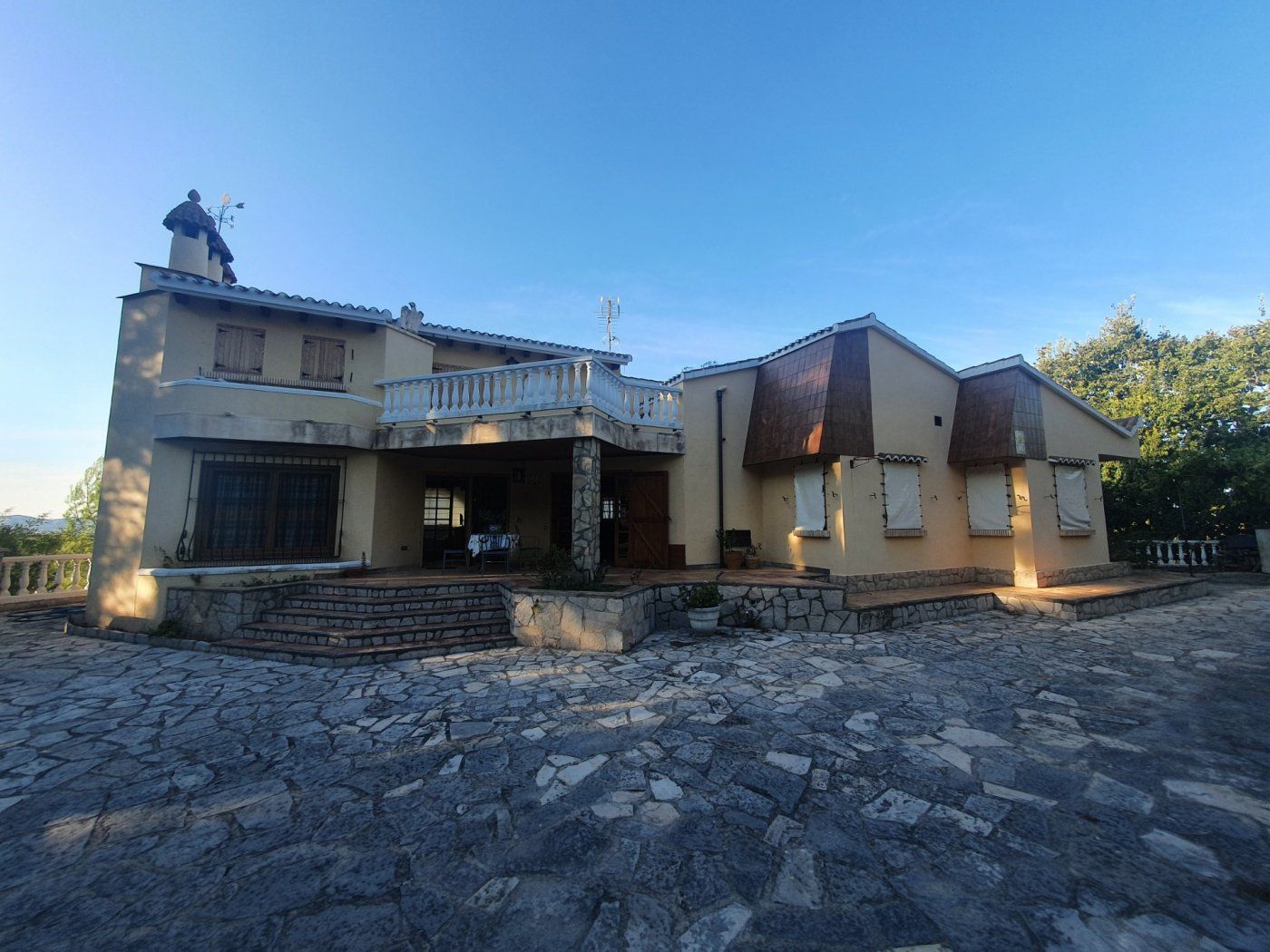 Exterior view of House or chalet for sale in Carrícola  with Heating, Private garden and Terrace