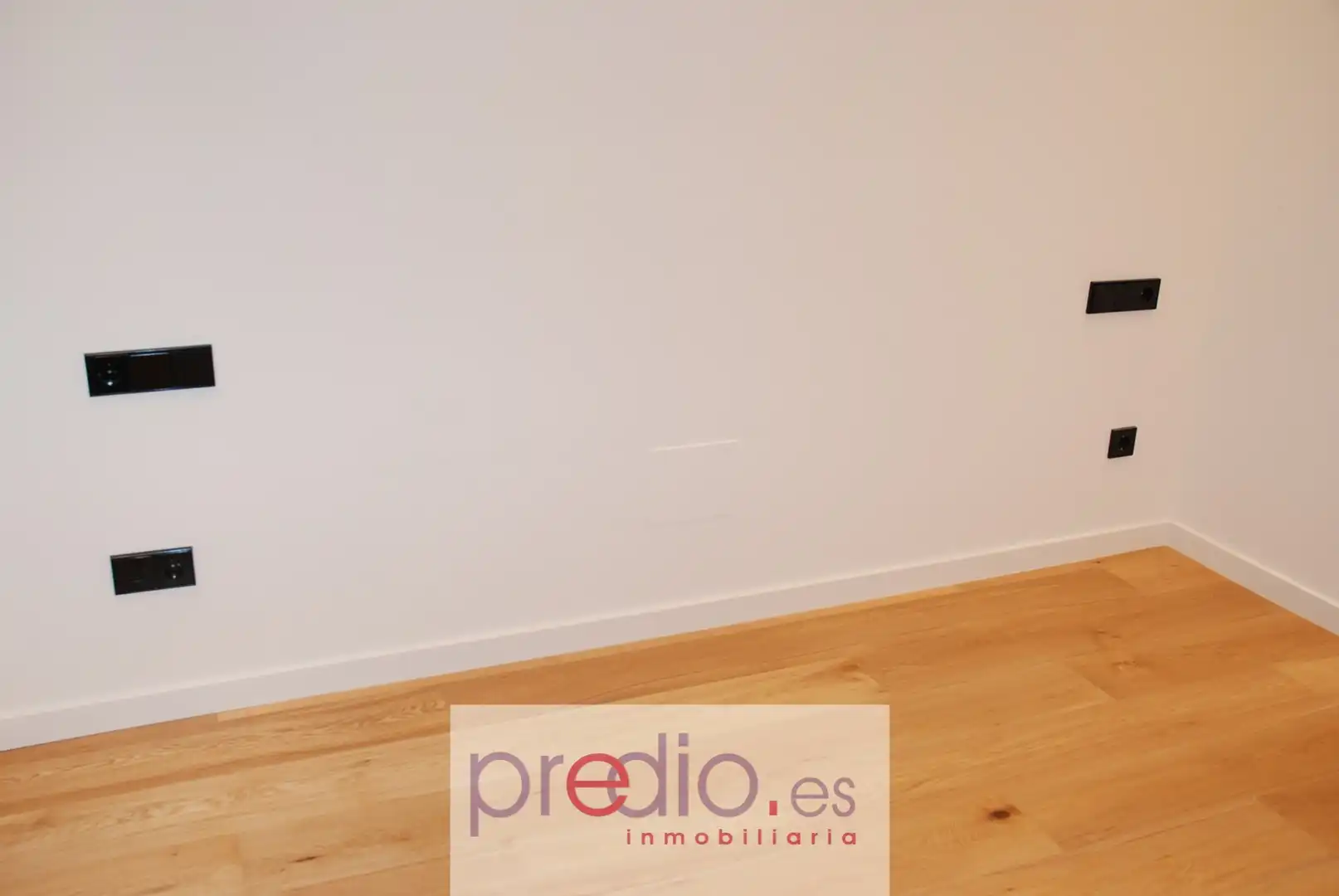 Habitación de Piso en venta en Lugo con Calefacción, Parquet y Terraza