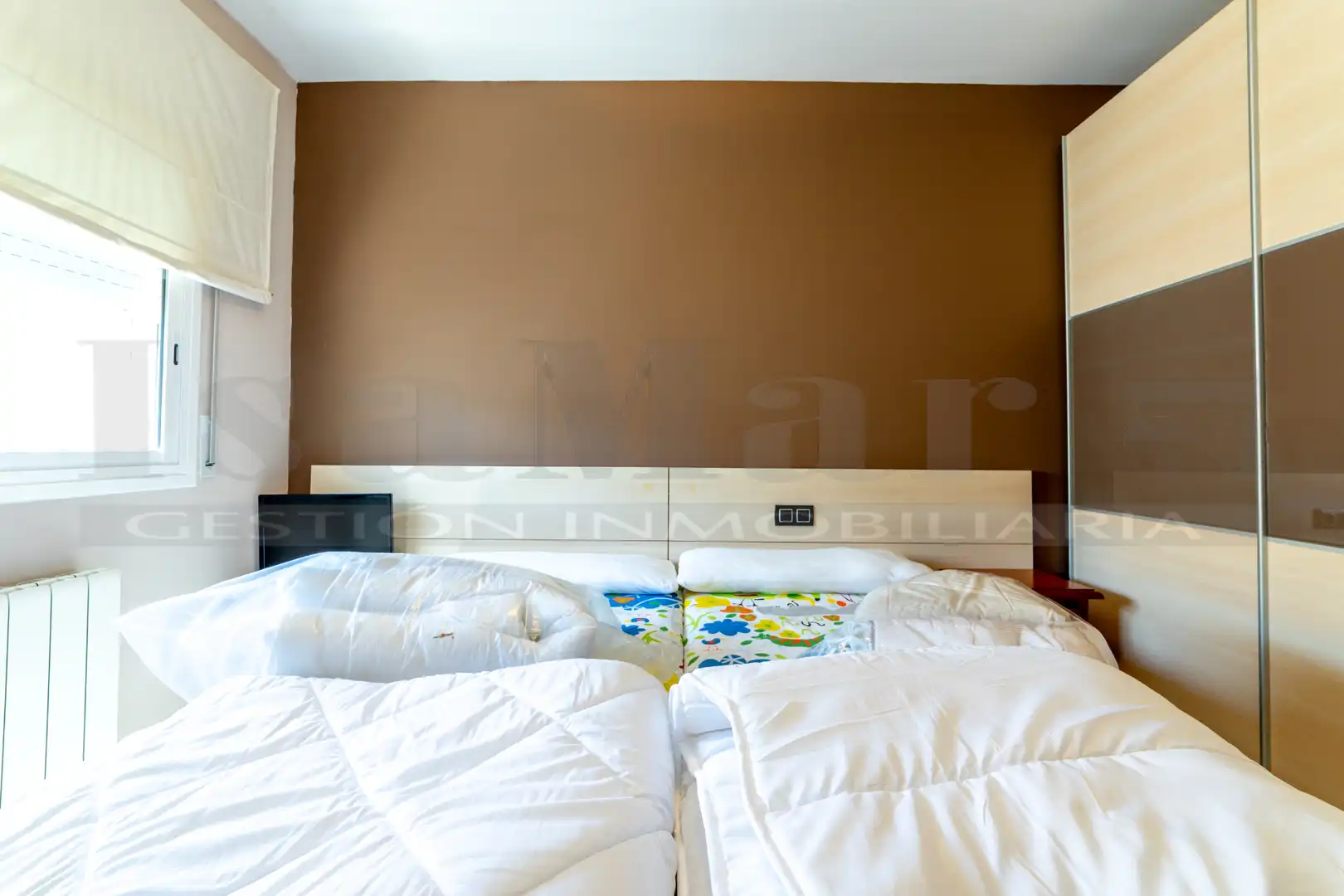 Habitación de Casa adosada en venta en Calafell con Aire acondicionado, Calefacción y Jardín privado