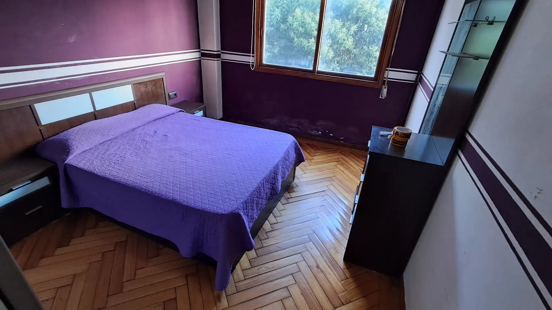 Habitación de Piso en venta en Vigo  con Parquet, Trastero y Amueblado