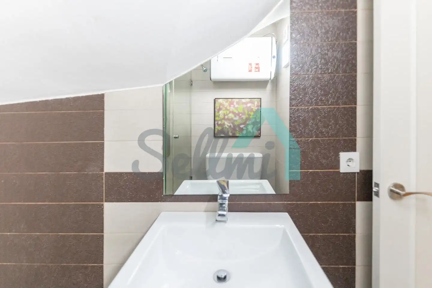 Bathroom of Flat for rent in Oviedo   with Parquet flooring and Furnished