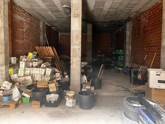Local comercial en Venta en Dehesa Vieja - Puente Cultural