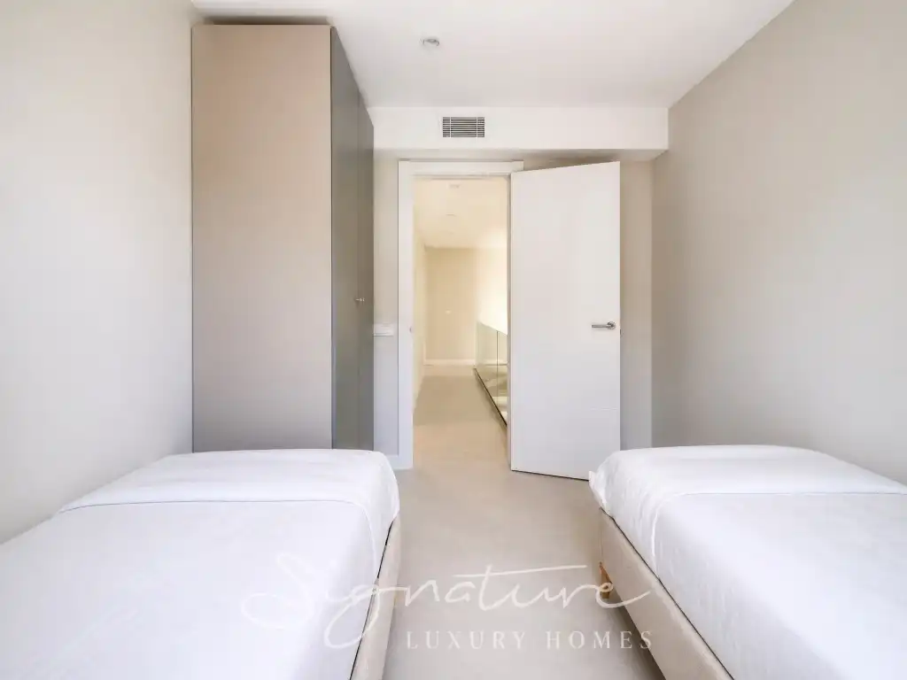 Planta baja de alquiler en Barcelona con Aire acondicionado, Piscina y Amueblado