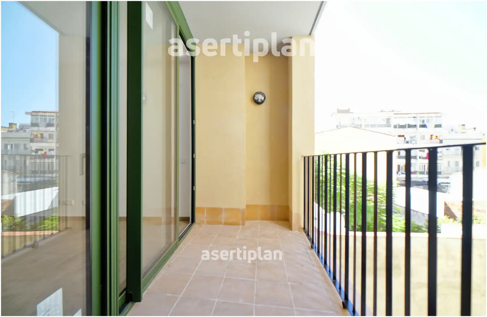 Piso con terraza en venta en Carrer Sant Isidor