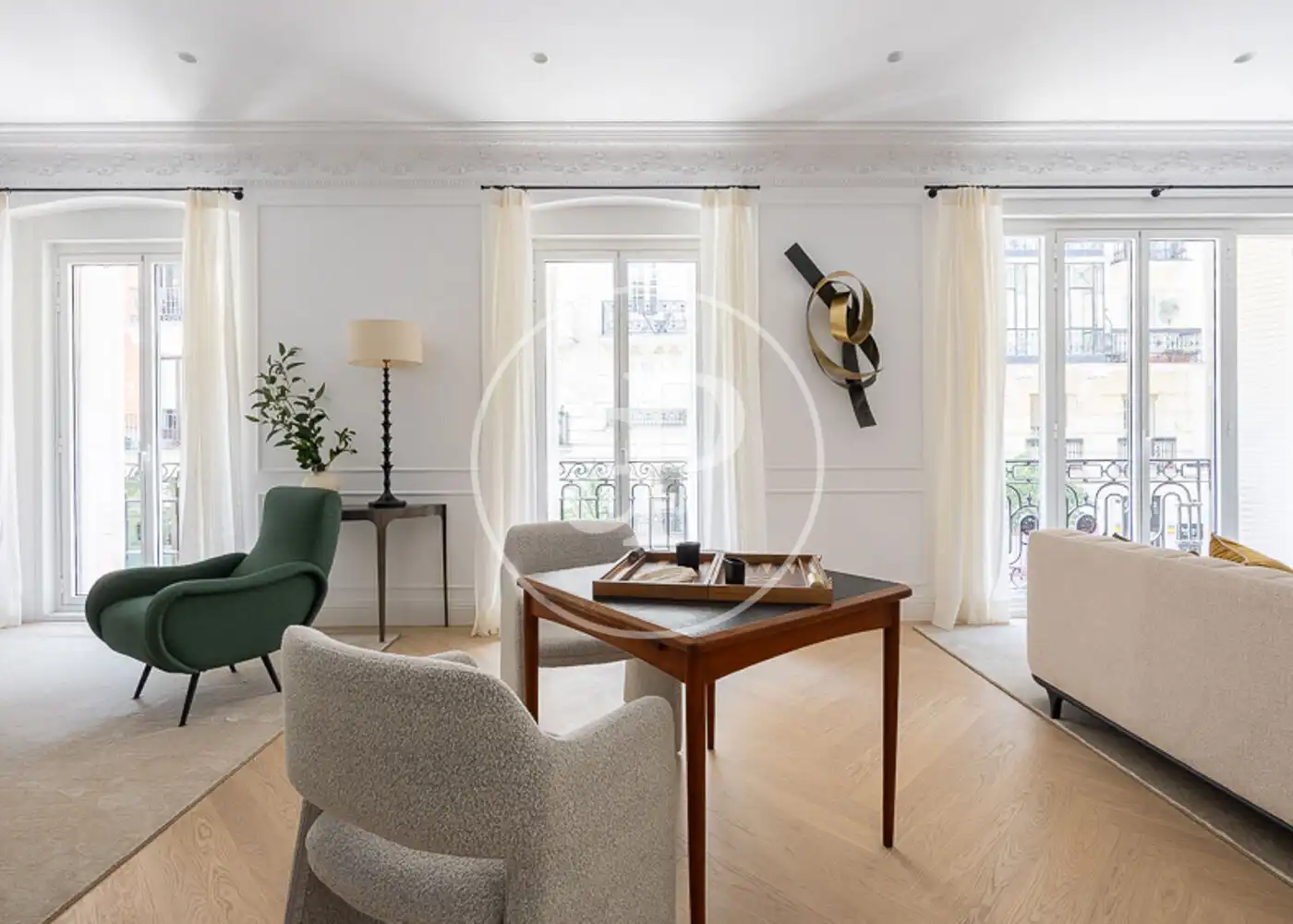 Sala d'estar de Pis en venda en Madrid amb Aire condicionat, Calefacció i Jardí privat