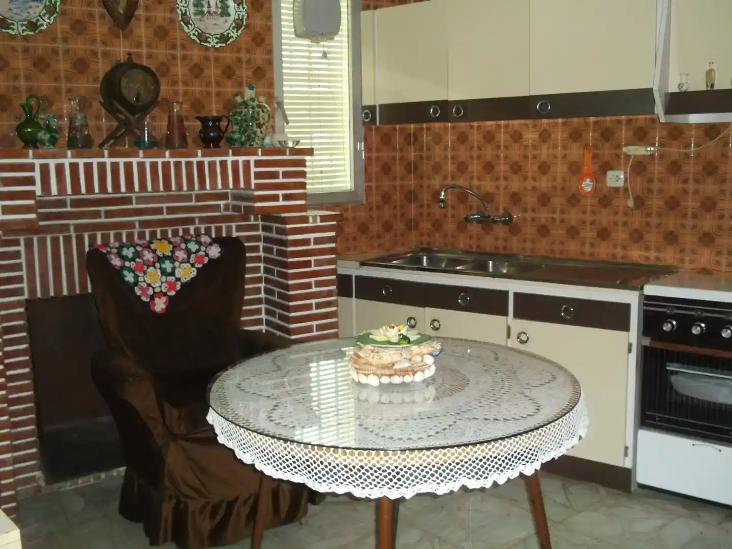 Kitchen of Flat for sale in El Viso  with Storage room, Furnished and Oven