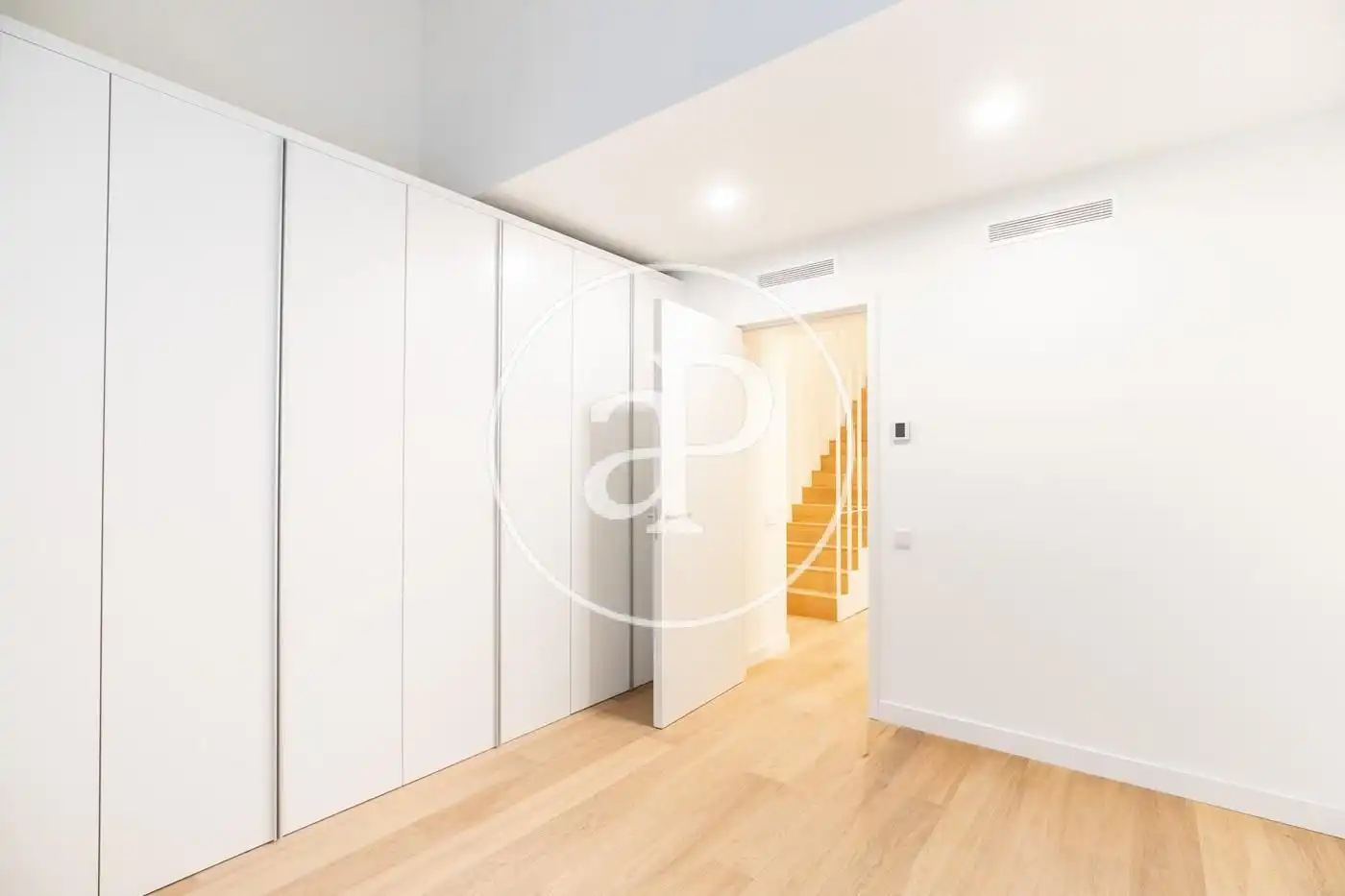 Dúplex en venta en Barcelona con Aire acondicionado, Calefacción y Terraza