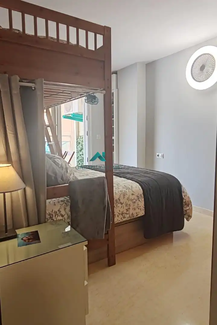Habitación de Apartamento en venta en La Manga del Mar Menor con Aire acondicionado, Jardín privado y Terraza