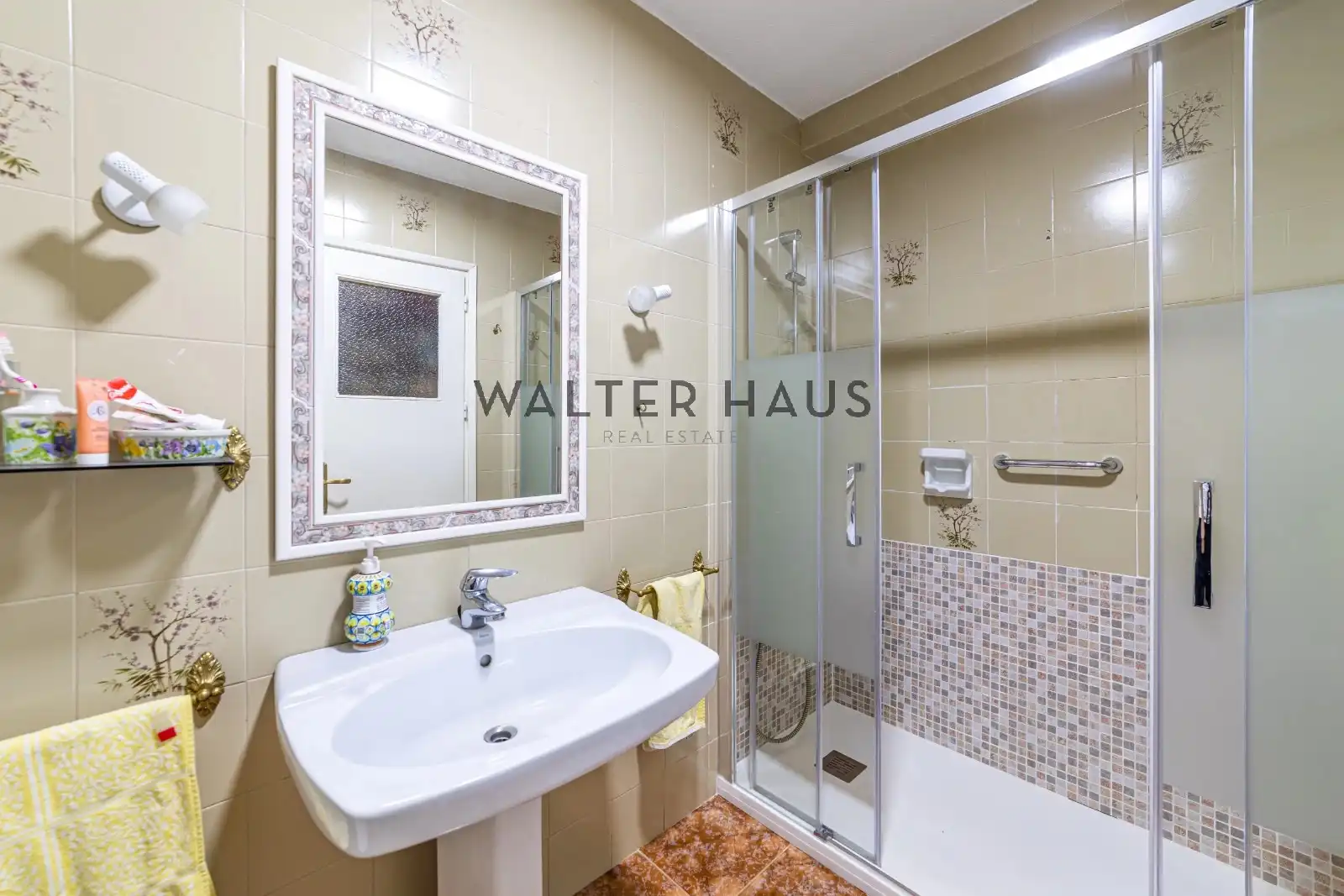 Bathroom of Flat for sale in Chamberí