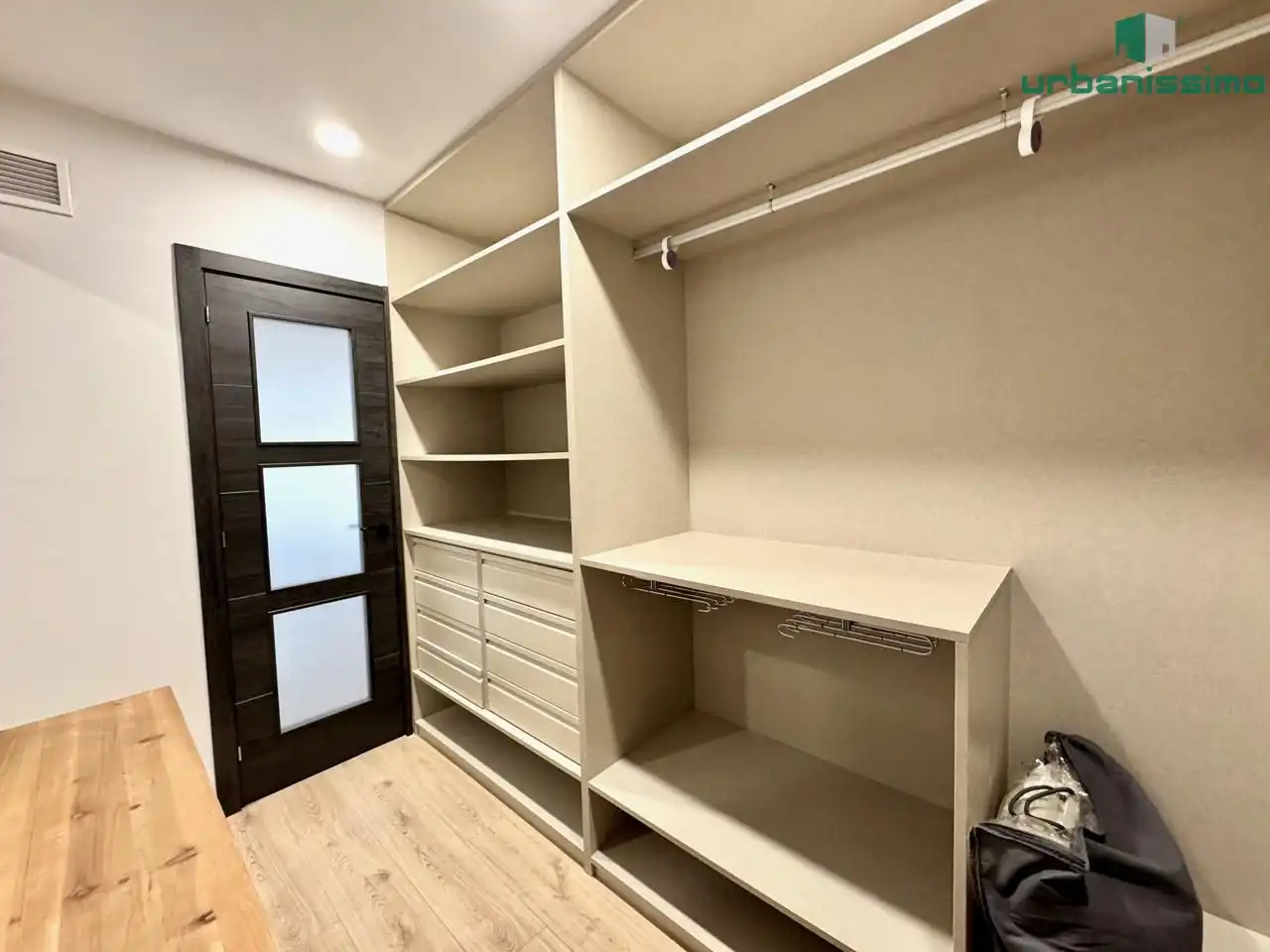 Lofts for rent in Del Cerro Del Águila, Polígono Industrial Sur