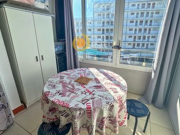 Appartamento con balcone in vendita a DE CALA ROSTELLA 3
