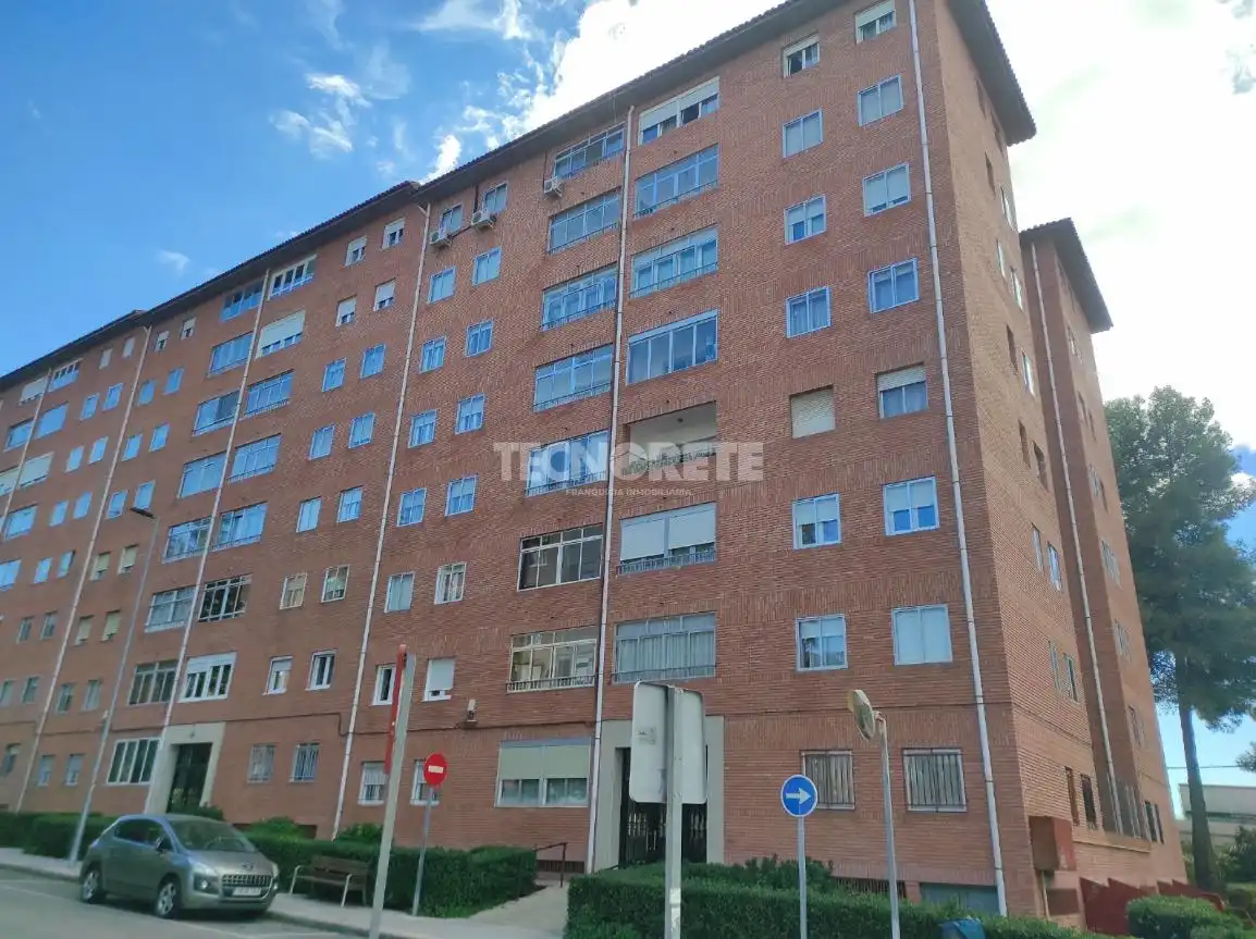 Exterior view of Garage for sale in Guadalajara