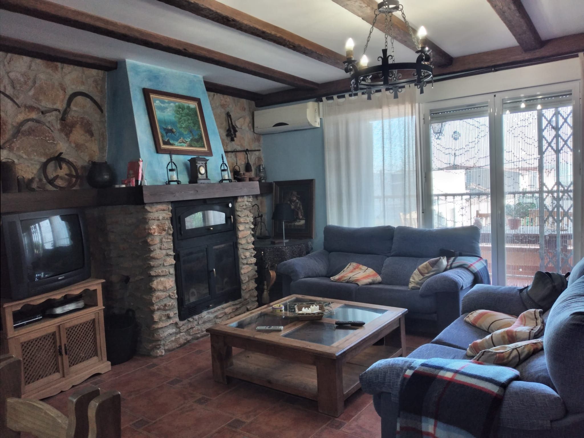 Living room of House or chalet for sale in Baeza  with Air Conditioner and Terrace