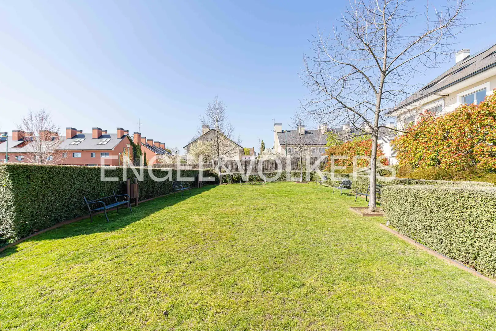 Casa adosada en venta en Pozuelo de Alarcón con Aire acondicionado, Calefacción y Jardín privado