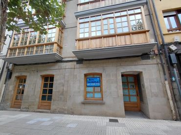 Gewerbefläche zur Miete in Juan Carlos I 24