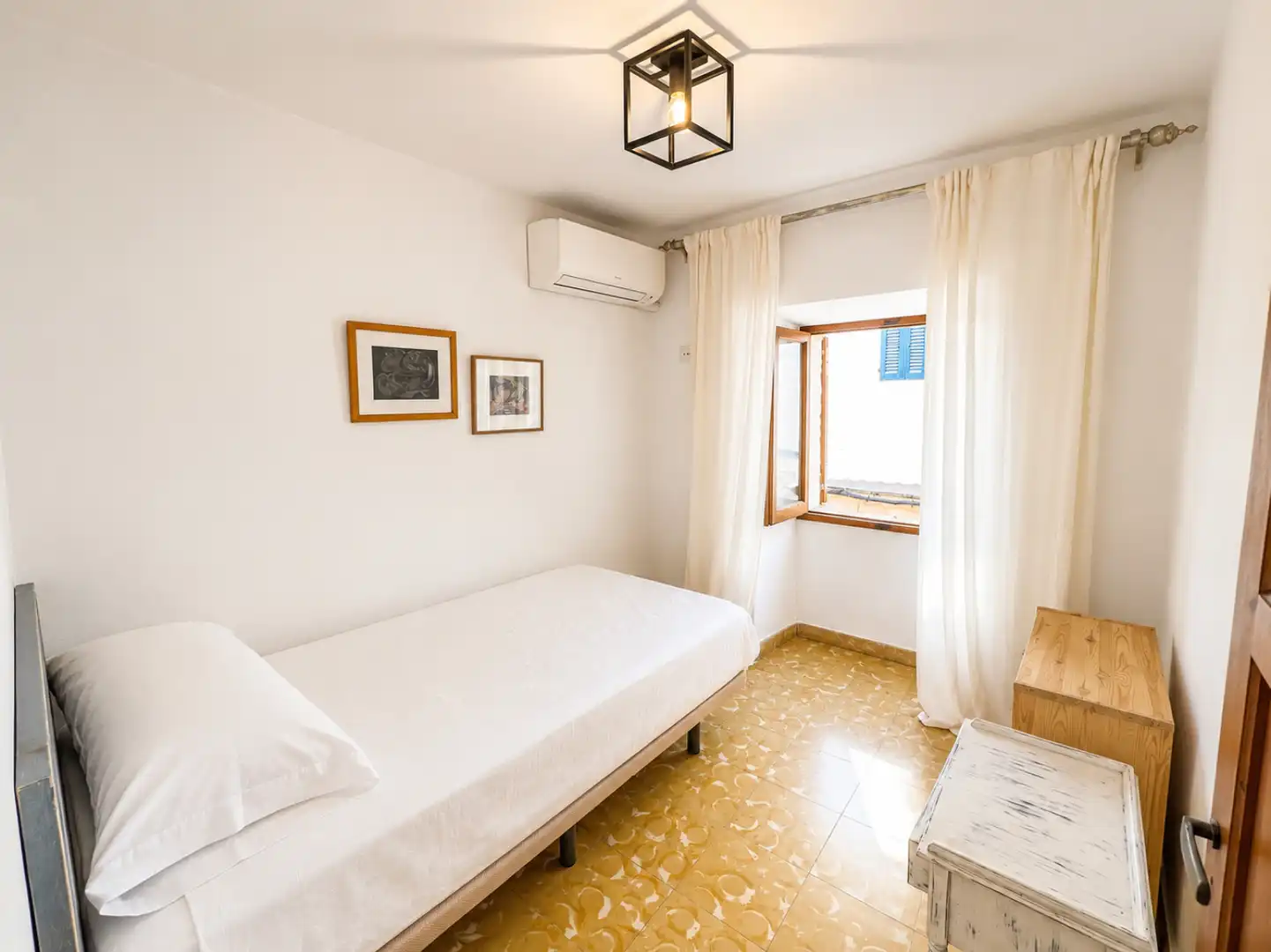 Habitación de Casa adosada de alquiler en Pollença con Aire acondicionado, Calefacción y Terraza