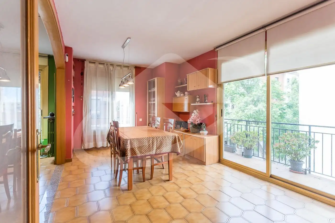 Küche von Wohnung zum Verkauf in Sabadell mit Klimaanlage, Heizung und Balkon